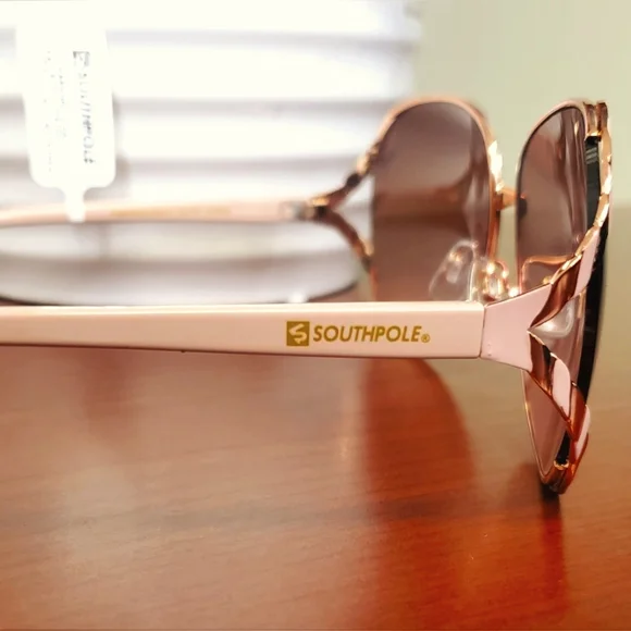 Southpole 1027SP Vented Metal UV Protective Round Sunglasses for Women - Picture 5 of 9